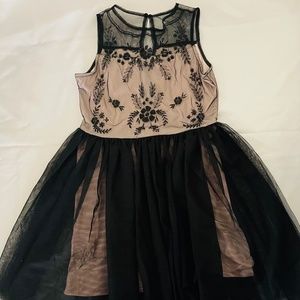 Girls dress
